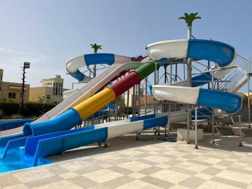 Al Ahyaa Ski Chalet | Fanadir Bay Resort & Aqua Escape