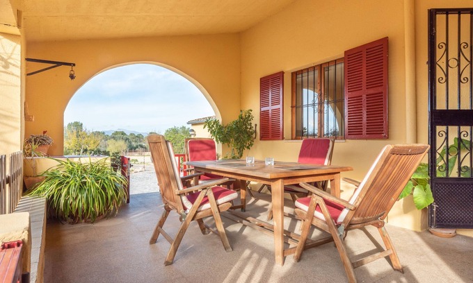 Algaida Villa | Fantastic Finca with Wi-Fi, Air Conditioning, Garden and Terrace