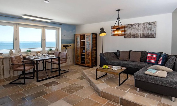 Hornum Apartment | Fantastic sea view over the east side to the islands of Foehr and Amrum.