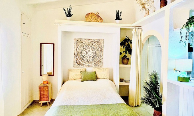 Paichi Apartment | Fantastically beautiful studio with sun terrace and sea view, up to four people