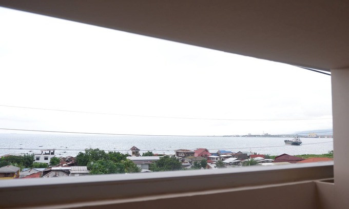 Cagayan de Oro Hotel | FB BUDGETEL SUITES AGUSAN