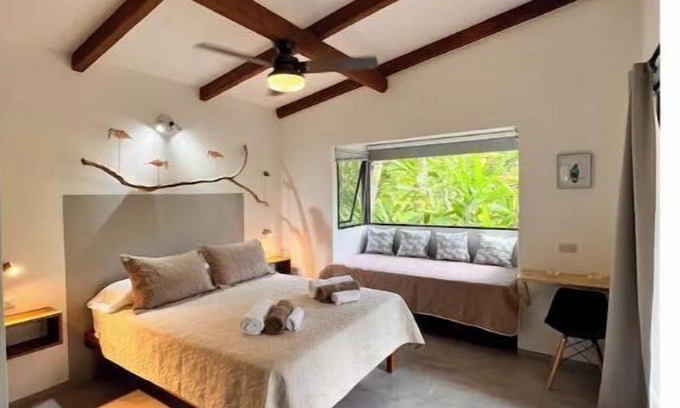 Buenos Aires House | Feeling Trees Jungle Lodge- Casa Pájaros
