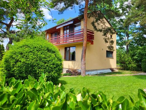 Balatonakarattya House | Fenyves Villa