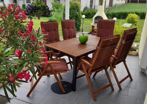 Pudagla Apartment | Ferienwohnung am Schmollensee