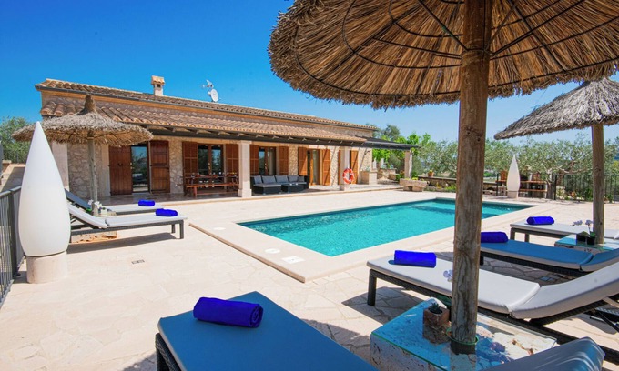 Montuiri House | Finca Can Roca with breathtaking views in the center of Mallorca
