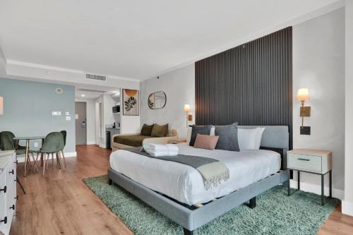 Coconut Grove Apartment | Find Tranquility in the Grove