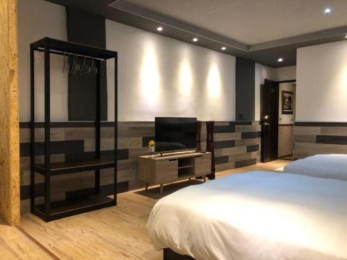 Hualien City Centre House | First Place B&B (Hualien Railway Station)