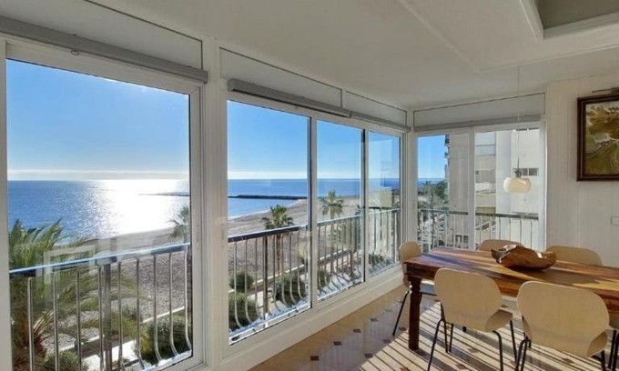 Coveta Fuma Apartment | FirstLine BeachView