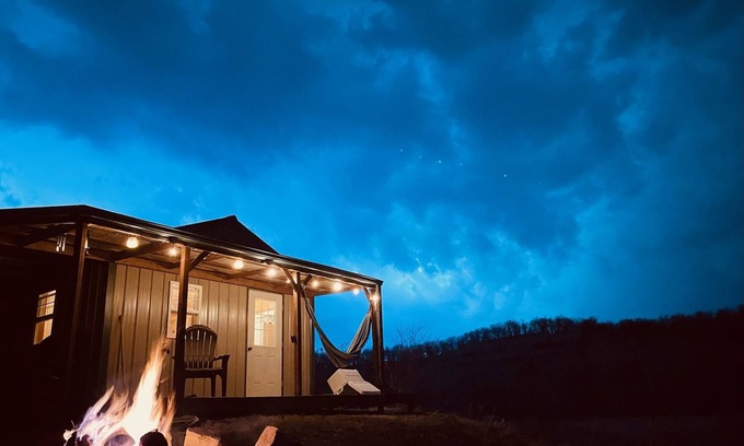 Dallas County Cabin | Fish & Float Niangua! 7m to Bennett Springs~ Peace and Quiet