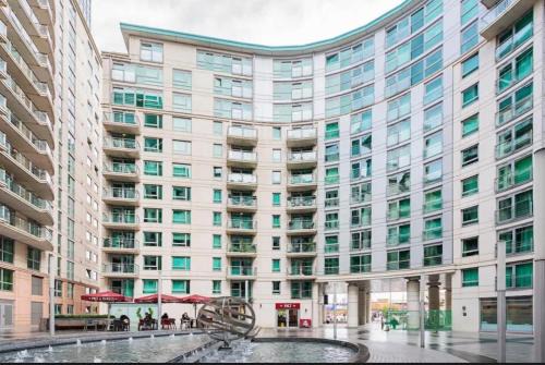 Vauxhall Apartment | Flat in CENTRAL LONDON for 4