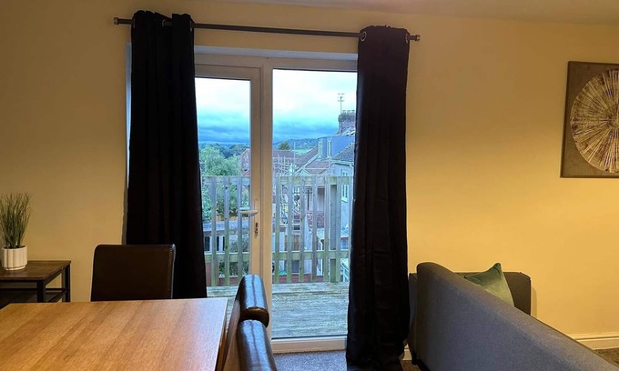 Stroud Apartment | Flat With the View in Stroud