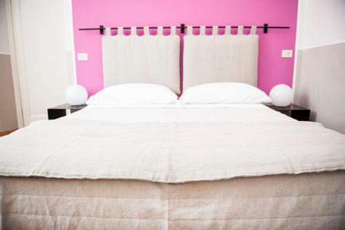 Rione XVIII Castro Pretorio House | Florian Rooms Guest House