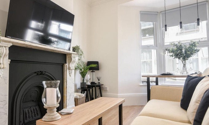 Seaton Apartment | Fore Street House - Apartment 2