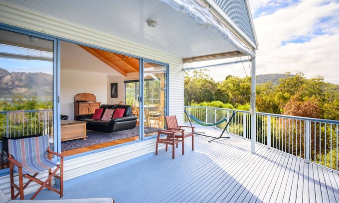 Coles Bay House | Forest Edge