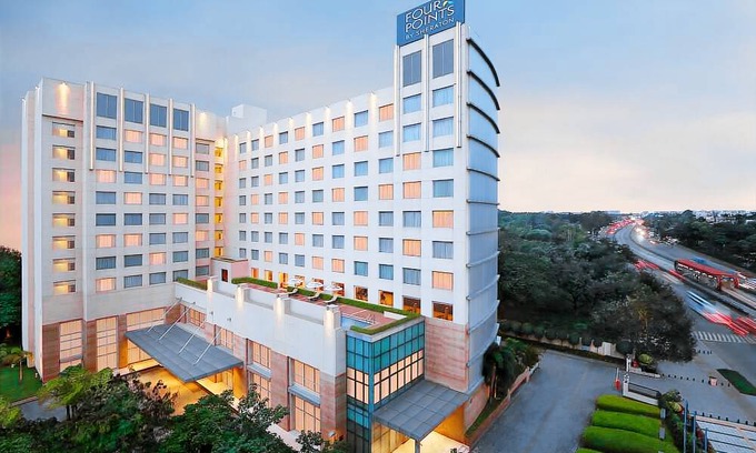 Clover Park Hotel | Four Points by Sheraton Hotel & Serviced Apartments, Pune