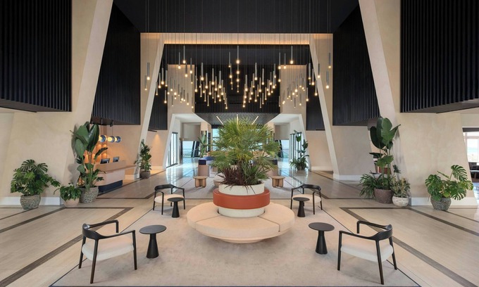 Benidorm Hotel | Four Points by Sheraton Costa Blanca Resort
