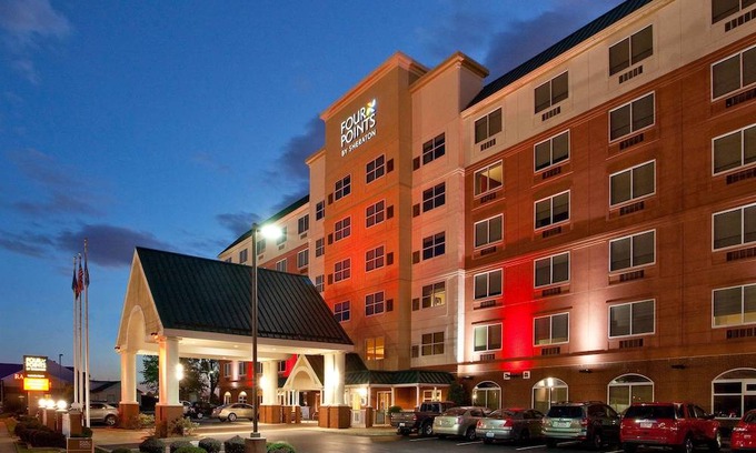 Fairgrounds Hotel | Four Points by Sheraton Louisville Airport