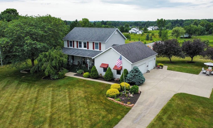 Lexington Other | Fox Haven Sleeps 10 Mid-Ohio Raceway, OSR, Snow Trails Ski Resort, BibleWalk…