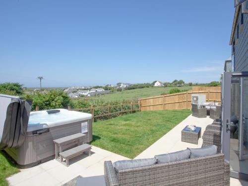 Crantock House | Fox Lodge
