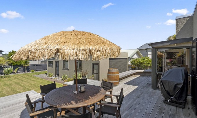 Foxton Beach House | Foxton Beach Escape - Foxton Beach Holiday Home