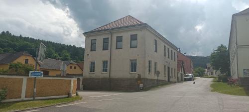 Unserfrau-Altweitra Bed & Breakfast | Frühstückspension Alte Volksschule Heinrichs bei Weitra