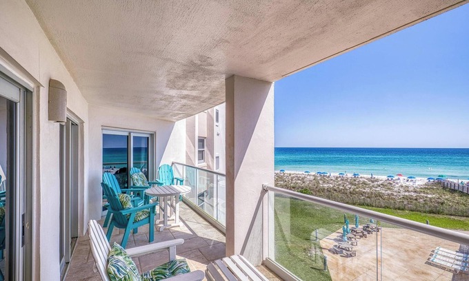 Pensacola Beach Condo | FREE BCH SVC! Updated 1 bedroom condo at Regency Towers 406 East!
