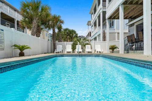 Ocean Isle Beach House | FREE BEACH SETUP - Beach Hive with Ocean Views