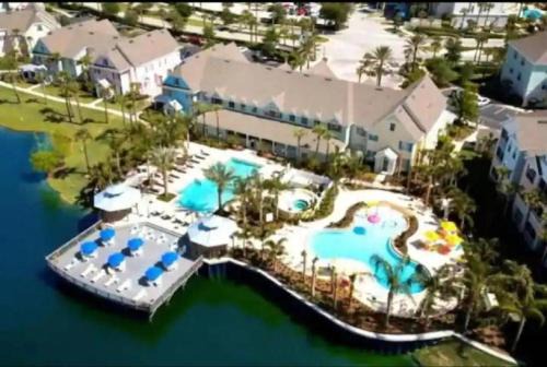 Kissimmee Apartment | Free Disney Shuttle! Family Villa with Pool - 2 Beds, 2 Baths for 8 Guests - 3016