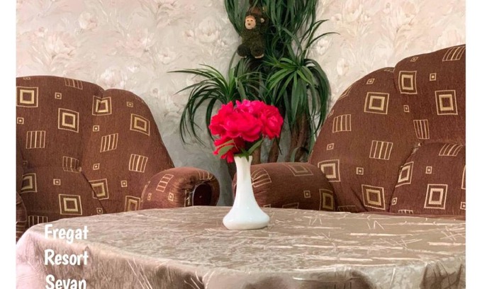 Sevan House | Fregat Resort