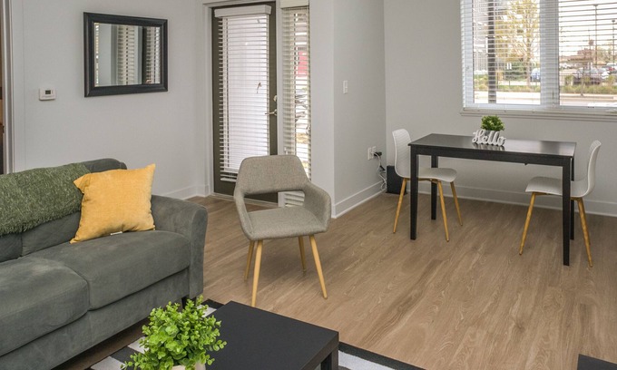 Downtown Des Moines Condo | FRONTDESK District at 6th Des Moines