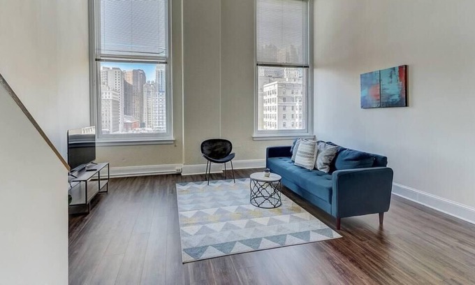 Gayborhood Apartment | Frontdesk | Spacious 1 BR in Midtown