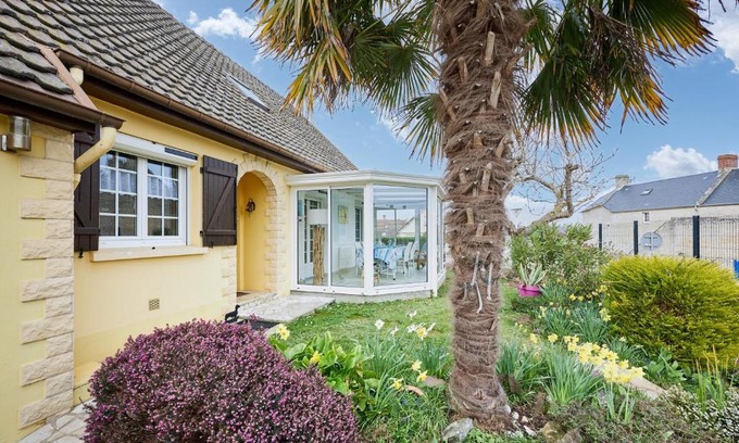 Courseulles-sur-Mer House | Frontenac - Véranda et jardin clos