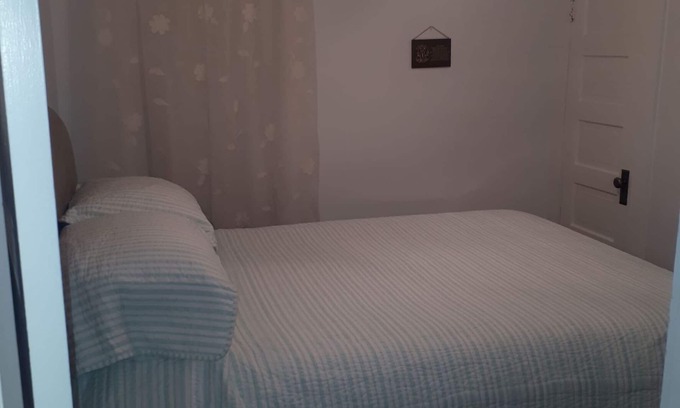 Milk River House | Fully equipped two bedroom house close to Writing on Stone Park