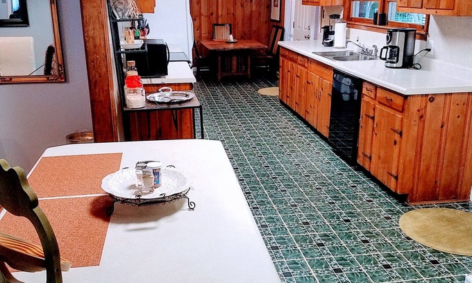 Gracewood House | Fully Furnished Home South/East side Augusta near interstate 520