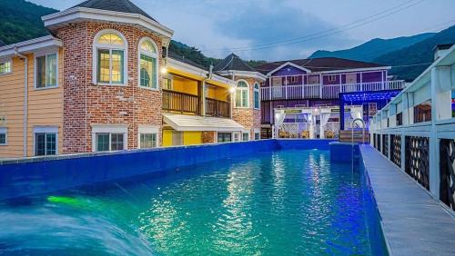 Jeongseon House | Fun and Happy Pension Jungsun