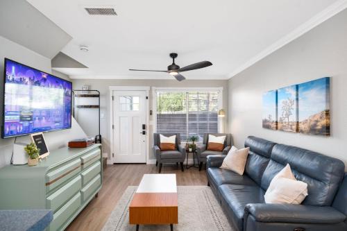 Mesa Apartment | Fun2b1.5ba-central Mesa-community pool/spa