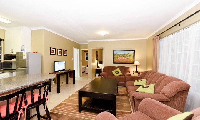 Greater Johannesburg Metropolitan Area House | Furnished & Serviced, Cottages with Private Garden