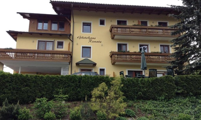 Velden am Worther See Hotel | Gästehaus Renate