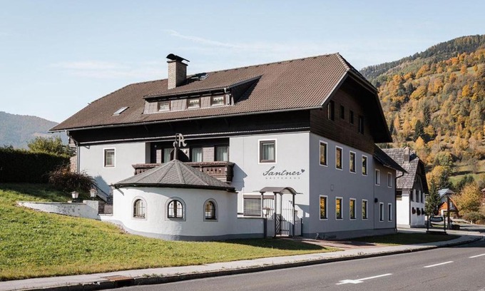 Ramingstein Hotel | Gästehaus Santner - Frühstückspension