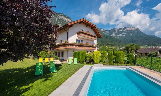 Caldaro Sulla Strada del Vino Apartment | Gästehaus Thaler