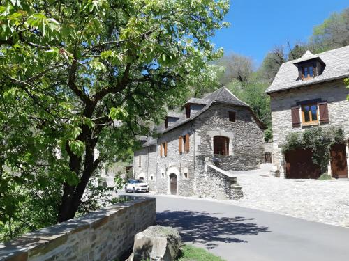 Belcastel House | Gîte dans un Village d’Exception