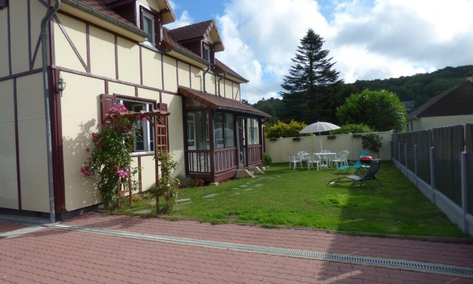 Etretat House | Gîte Le Petit Chalet avec parking gratuit