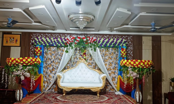 Gaya Hotel | G P Guest House And Banquet Hall