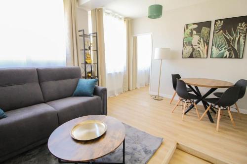 Angouleme Apartment | G2 Joli 2 pièces calme RDC coté jardin centre Angouleme