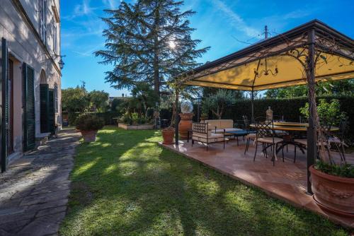 Terricciola Apartment | Gaby Apartment In Villa, Wifi, Terricciola, Pisa