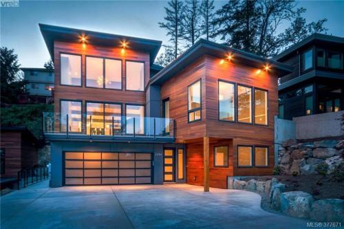 Saanich West Apartment | Galloping Goose B&B in Beautiful Victoria
