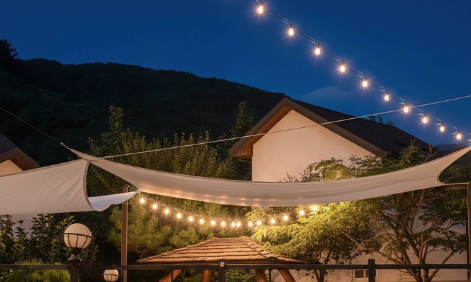 Buk House | Gapyeong Sanchaek Glamping Pension