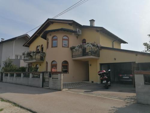 Ilidza Apartment | Garden Blue Sarajevo - free Parking