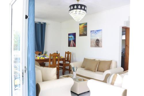 Trou d'Eau Douce Apartment | Garden Suite