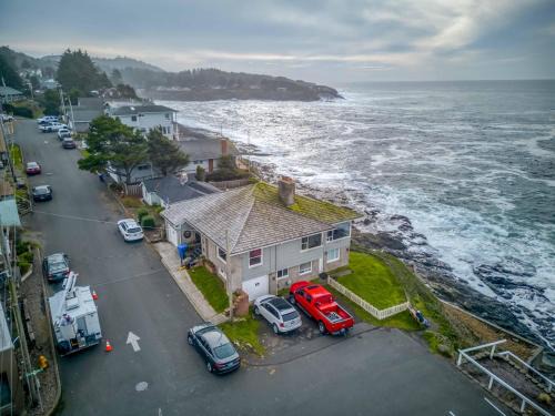 Depoe Bay House | Gardner Family House #2